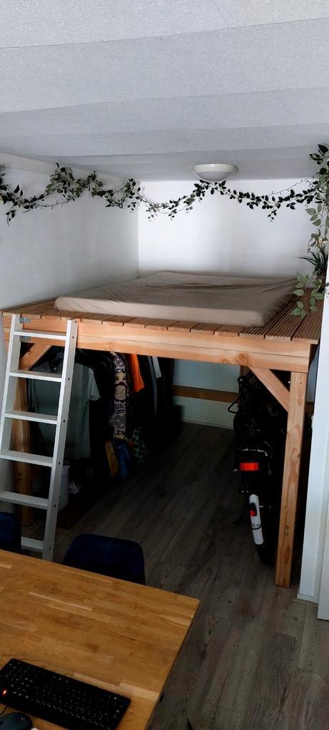 Douglas hoogslaper (tweepersoons) - Op maat gemaakt, Huis en Inrichting, Slaapkamer | Stapelbedden en Hoogslapers, Zo goed als nieuw