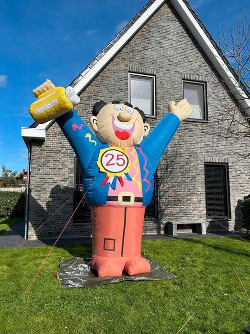 Abraham opblaaspop te huur | Stiens en omgeving | Friesland, Hobby en Vrije tijd, Feestartikelen | Verhuur, Zo goed als nieuw