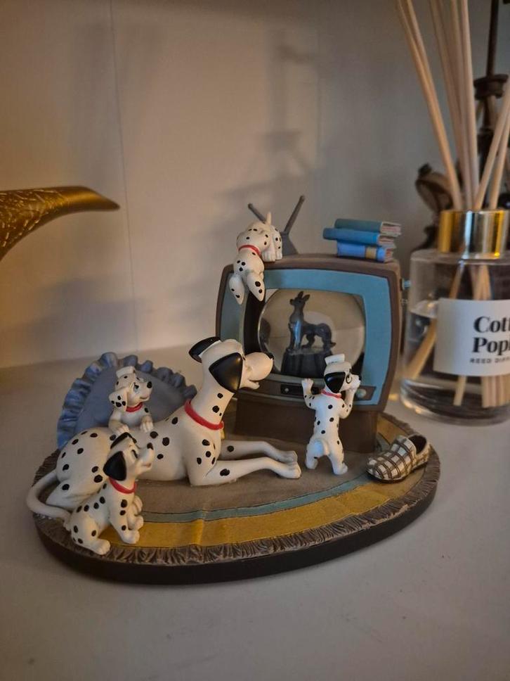 Leuk Disney 101 Dalmatiërs snowglobe, Verzamelen, Disney, Gebruikt, Overige figuren, Ophalen