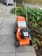 2 x benzine grasmaaier NU OPHALEN VOOR € 75, Tuin en Terras, Grasmaaiers, Ophalen, Cirkelmaaier, Stihl, Gebruikt