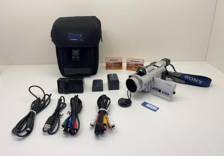 SONY DCR-TRV60E met DV uit om direct Digitaliseren+NIGHTSHOT, Audio, Tv en Foto, Videocamera's Digitaal, Zo goed als nieuw, Camera