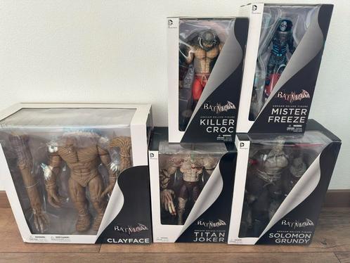 Batman arkham city dc collectibles hot toys, Verzamelen, Poppetjes en Figuurtjes, Nieuw, Ophalen of Verzenden