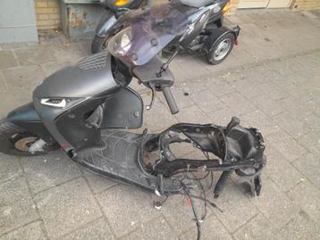 piaggio zip  beschikbaar voor biedingen