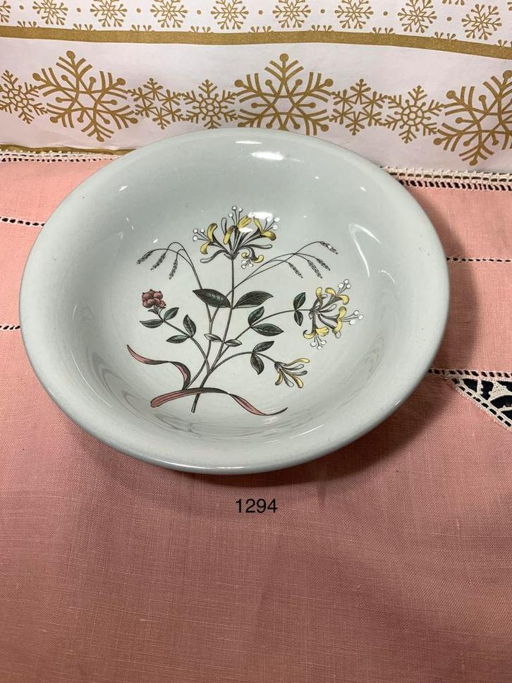 Wedgwood Etruria Country Lane cereal bowl, Antiek en Kunst, Antiek | Schalen, Ophalen of Verzenden