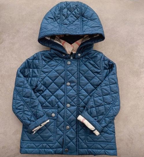Burberry jas maat 3a, Kinderen en Baby's, Kinderkleding | Maat 98, Zo goed als nieuw, Jongen of Meisje, Jas, Ophalen of Verzenden