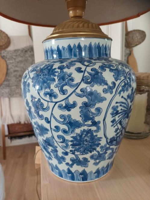 grote blauw witte vaaslamp, Huis en Inrichting, Lampen | Tafellampen, Zo goed als nieuw, Minder dan 50 cm, Ophalen