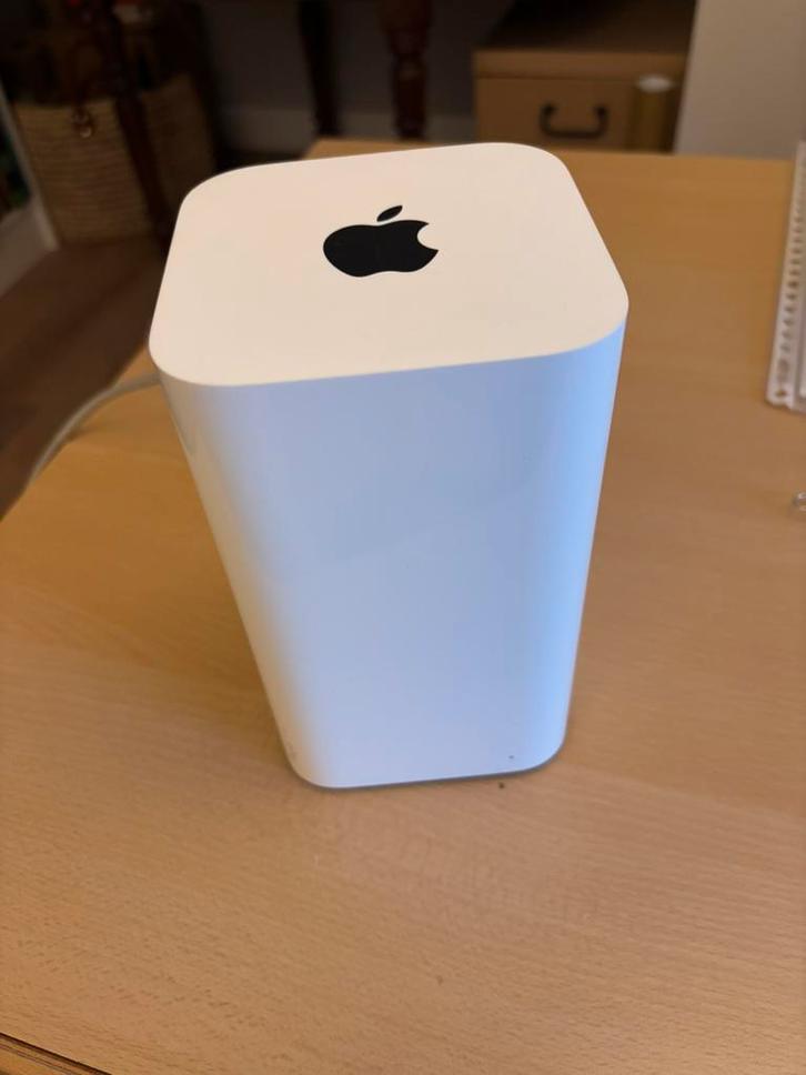 Apple Time Capsule model A1470, Computers en Software, Routers en Modems, Gebruikt, Router, Ophalen of Verzenden