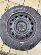 Winterbanden op stalenvelg 205/55 R16 Incl. Opbergzakken, Ophalen, Gebruikt