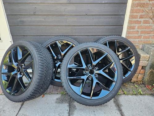 Seat Leon Performance steek 5x112 met winterbanden, Auto-onderdelen, Banden en Velgen, Velg(en), Winterbanden, 18 inch, 225 mm
