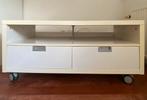 IKEA televisiemeubel op wieltjes, Huis en Inrichting, Ophalen, Gebruikt, 100 tot 150 cm, Minder dan 100 cm