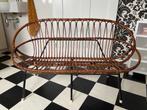 Retro vintage rotan bankje, Huis en Inrichting, Banken | Sofa's en Chaises Longues, Ophalen, Minder dan 75 cm, Tweepersoons, Zo goed als nieuw