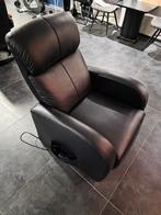 Massagestoel met ligfunctie - zeer nette staat!, Huis en Inrichting, Fauteuils, Ophalen, Gebruikt