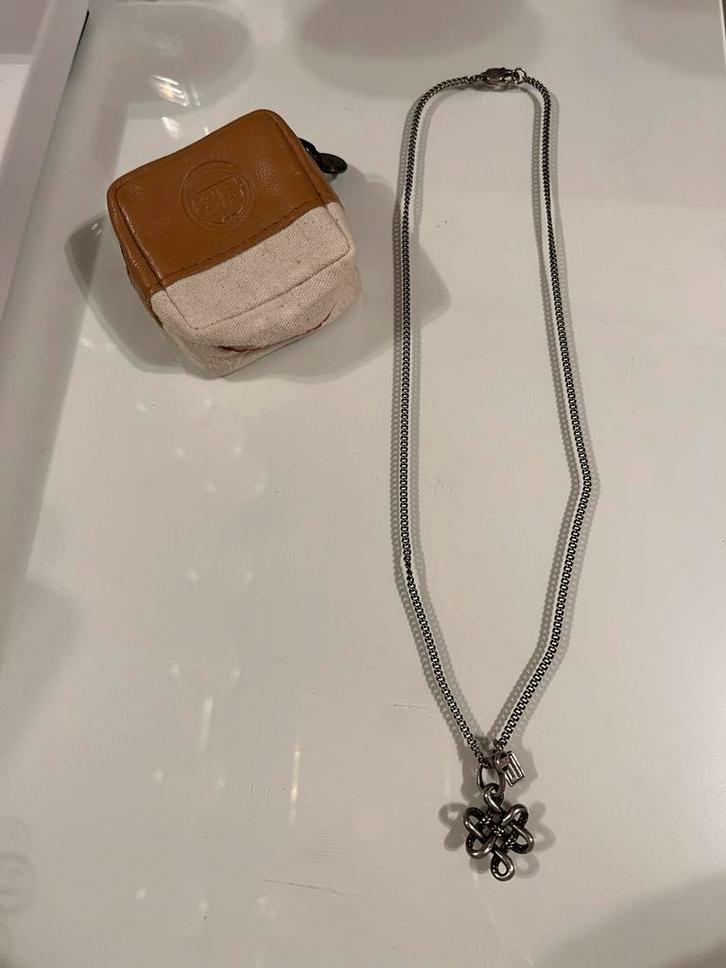 Buddha to Buddha XS ketting met bedel - Zo goed als nieuw, Sieraden, Tassen en Uiterlijk, Kettingen, Zo goed als nieuw, Zilver