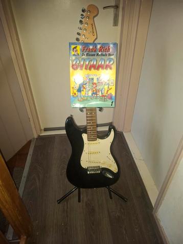 Elektrische Gitaar - Prima voor Beginners! beschikbaar voor biedingen
