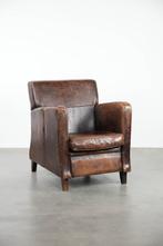 Strak gevormde tijdloze design fauteuil van schapenleer, Ophalen, Gebruikt, Klassiek, Design, .