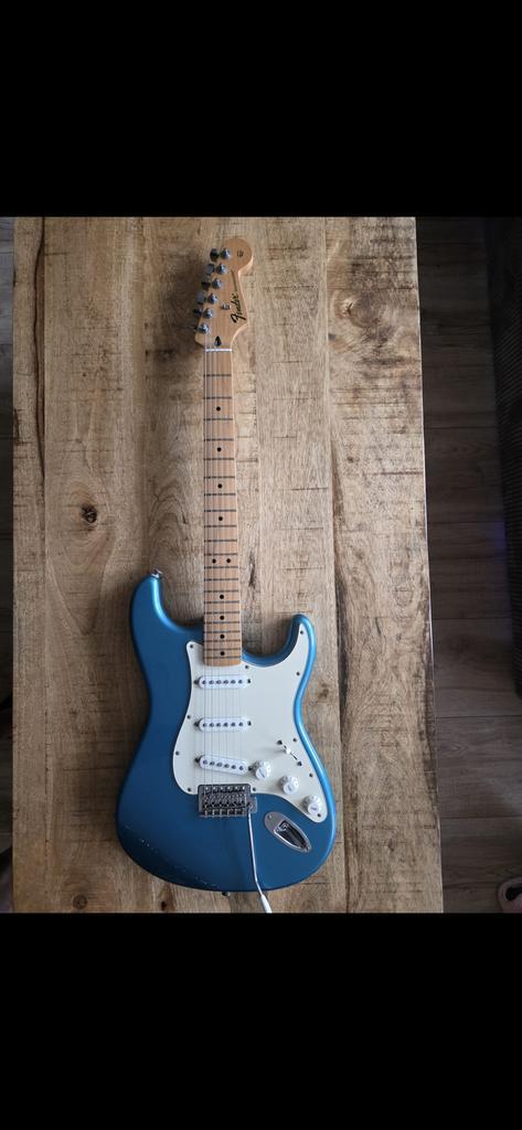 Fender Stratocaster, Muziek en Instrumenten, Snaarinstrumenten | Gitaren | Elektrisch, Zo goed als nieuw, Solid body, Fender, Ophalen of Verzenden