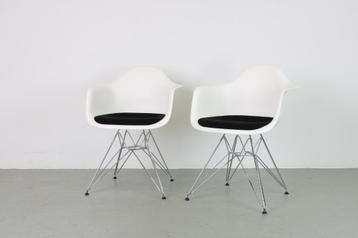Vitra DAR stoel wit/zwart - Chroom  beschikbaar voor biedingen