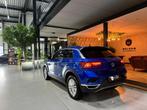 Volkswagen T-Roc 1.5 TSI Style Garantie Carplay StoelVW Adop, Stof, Zwart, 4 cilinders, 150 pk
