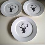 3 ( kerst)  dinerborden  met silhouet van het, Huis en Inrichting, Keuken | Servies, Ophalen of Verzenden, Zo goed als nieuw, Bord(en)