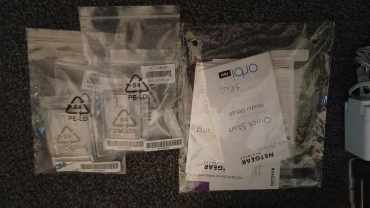 Netgear Orbi Pro SRK60 AC3000 Mesh WiFi 5 Tri-Band, Computers en Software, WiFi-versterkers, Zo goed als nieuw, Ophalen of Verzenden