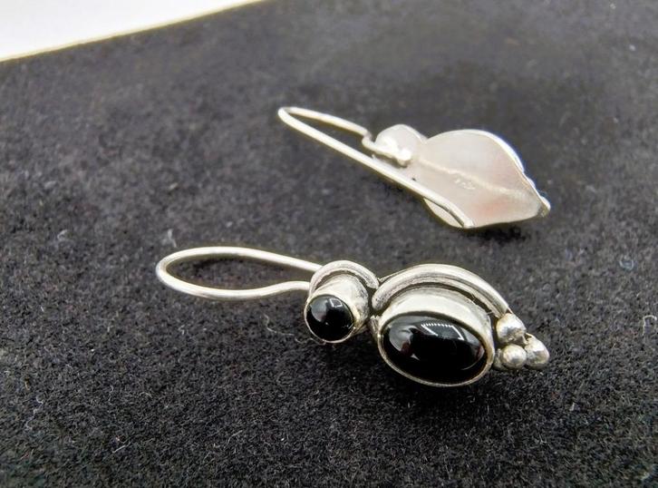 Zilveren oorbellen met Onyx, 925, Sieraden, Tassen en Uiterlijk, Oorbellen, Zo goed als nieuw, Hangers, Zilver, Zwart, Met edelsteen