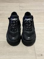 Balenciaga Triple S Sneakers - Maat 37 - Zwart, Ophalen of Verzenden, Zo goed als nieuw, Zwart, Sneakers of Gympen