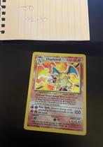 Charizard base set 4/102, Hobby en Vrije tijd, Ophalen of Verzenden, Zo goed als nieuw, Losse kaart, Foil