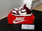 Nike dunk High maat EU 40 / US 8.5W, Kleding | Dames, Schoenen, Nike, Ophalen of Verzenden, Rood, Sneakers of Gympen
