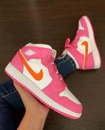 Nike Air Jordan 1 Mid ‘Safety Orange’ 37.5 38 38.5, Nike, Nieuw, Ophalen of Verzenden, Sneakers of Gympen
