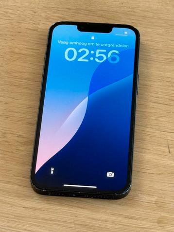 Erg mooie iPhone 14 Black 128GB, met 100% batterijconditie! beschikbaar voor biedingen
