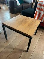 Bijzettafel vintage desin, Huis en Inrichting, Tafels | Bijzettafels, Gebruikt, Vierkant, 55 tot 75 cm, Ophalen