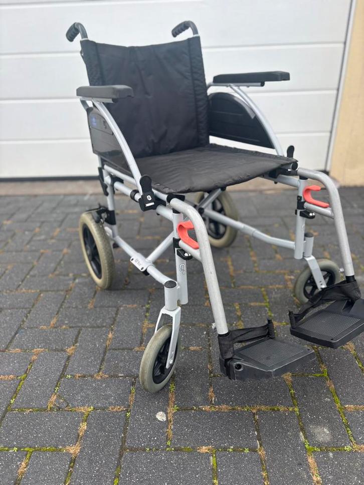 Rolstoel Excel Eco  perfecte staat , €89,00 !, Diversen, Rolstoelen, Gebruikt, Duwrolstoel, Inklapbaar, Ophalen of Verzenden