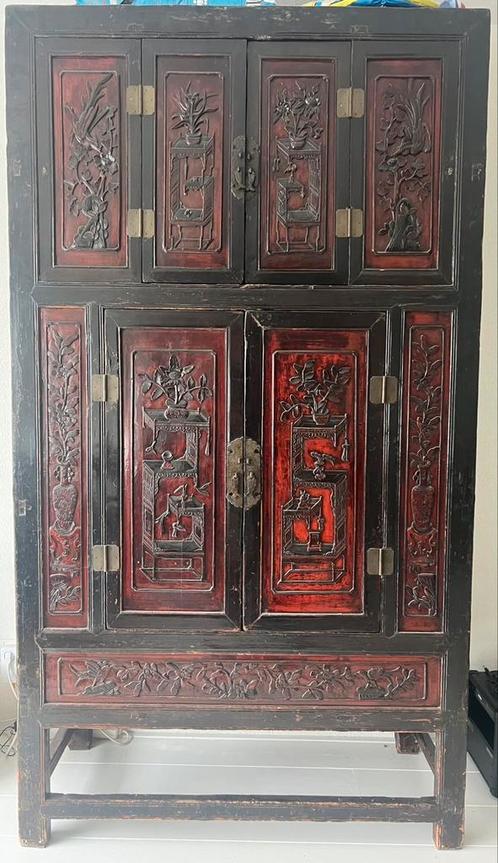 Zeldzame Chinese Bruidskast Rood/Bruin 123,5x54x224, Antiek en Kunst, Antiek | Meubels | Kasten, Ophalen