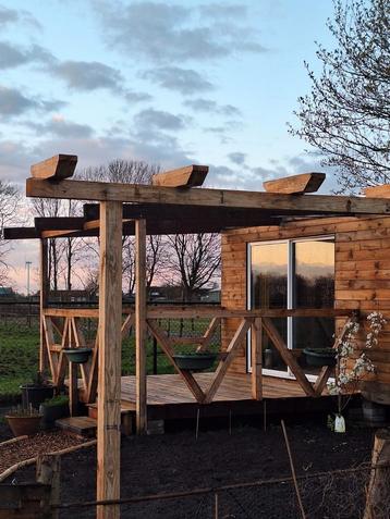 Twee klussers voor in- en rondom het huis  beschikbaar voor biedingen
