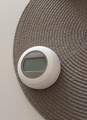 Mooie Honeywell home modulerende kamer thermostaat  beschikbaar voor biedingen