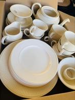 Edme Wedgwood set doos vol servies, Antiek en Kunst, Antiek | Servies compleet, Ophalen