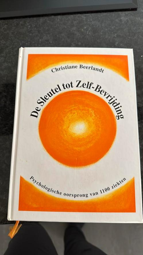 Christiane Beerlandt - De sleutel tot zelf-bevrijding, Boeken, Wetenschap, Zo goed als nieuw, Ophalen of Verzenden