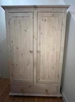 Grenen kledingkast, Gebruikt, 100 tot 150 cm, Tijdloos, 25 tot 50 cm