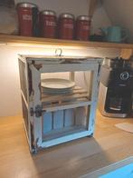 Oud Vliegen/Kaas Kastje ...., Ophalen of Verzenden