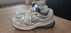 MERCER Re-Run V2, Wit, Ophalen of Verzenden, MERCER, Sneakers of Gympen