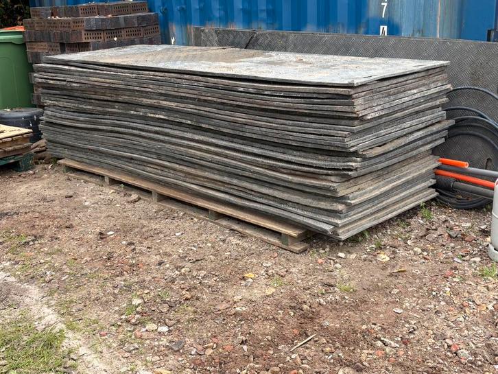 35 Kunststof Rijplaten 300x100x2cm - Eenmalig Gebruikt, Doe-het-zelf en Verbouw, Overige Doe-het-zelf en Verbouw, Gebruikt, Ophalen