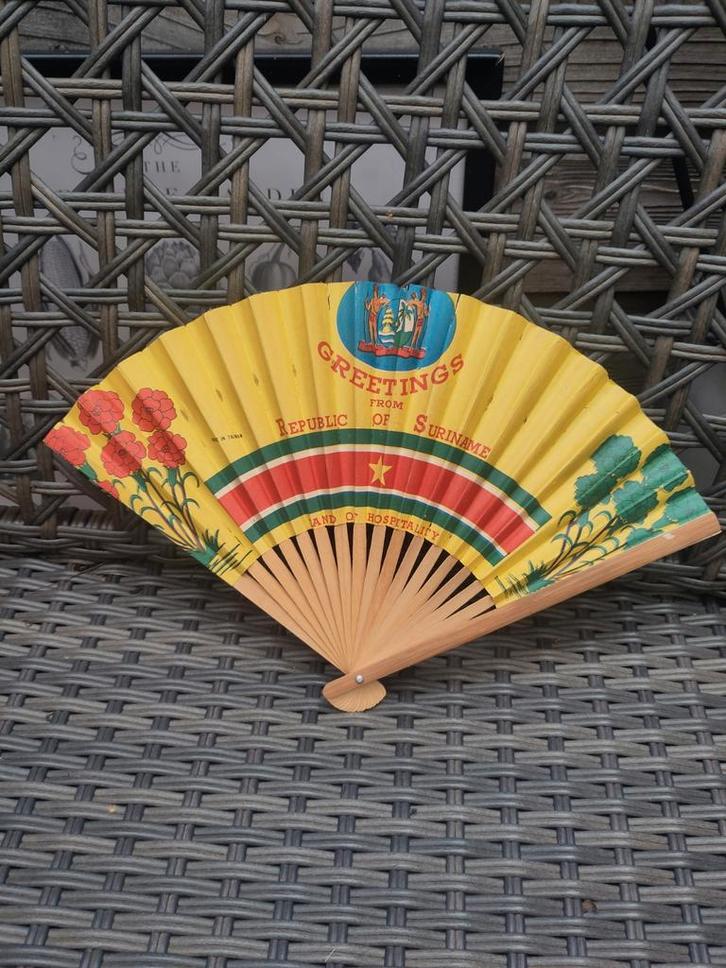 Oude Surinaamse Waaier, Antiek en Kunst, Antiek | Woonaccessoires, Ophalen of Verzenden
