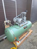 Creemers compressor CST 600  Ideaal voor in de werkplaats., Ophalen, 400 tot 800 liter/min, Zo goed als nieuw, 10 bar of meer