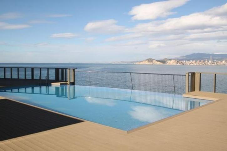 Super Last minute maand December Benidorm!, Vakantie, Vakantiehuizen | Spanje, Costa Blanca, Appartement, Aan zee, 2 slaapkamers