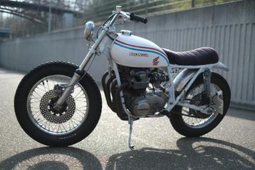 Oldtimer motoren: Honda CB500f, JAWA Speedway, Triumph T100R beschikbaar voor biedingen