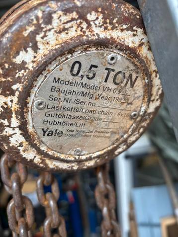 Kettingtakel max 500 kilo beschikbaar voor biedingen
