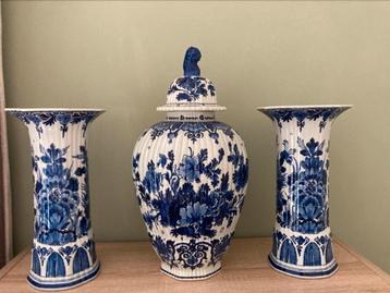 Porceleyne fles royal delft kaststel vaas vazen set 1918 beschikbaar voor biedingen
