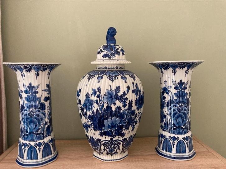 Porceleyne fles royal delft kaststel vaas vazen set 1918, Antiek en Kunst, Antiek | Keramiek en Aardewerk, Ophalen