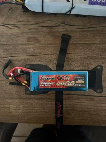 2X Gens Ace 4400mah Lipo beschikbaar voor biedingen