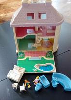 Klein Poppenhuisje met Meubels, Ophalen of Verzenden, Gebruikt, Poppenhuis